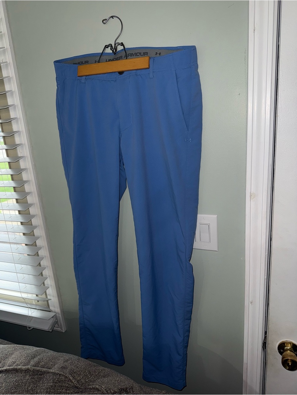 Under Armour Men's Light Blue Athletic Chinos